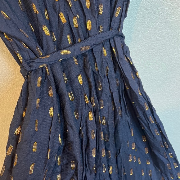 En Creme Dark Blue Dress with Gold Patterns - Picture 4 of 6